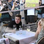 Moradores de Barcelona protestam contra turistas