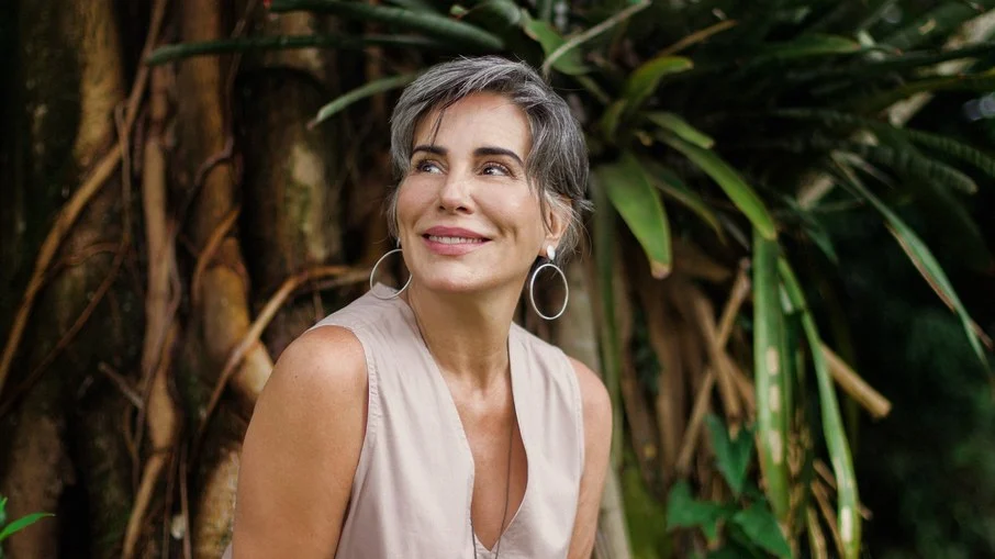 Glória Pires é condenada a pagar mais de R0 mil para ex-funcionária Glória Pires é condenada a pagar mais de R0 mil para ex-funcionária