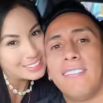 Imagens do jogador Christian Cueva agredindo sua ex-esposa em elevador são expostas