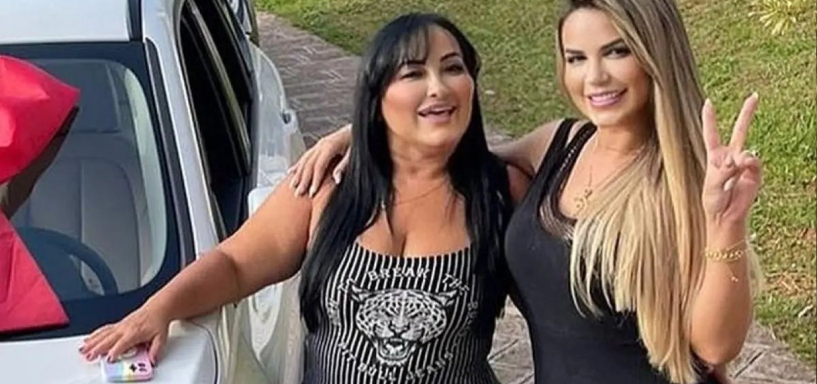 Deolane Bezerra e sua mãe tem habeas corpus negado