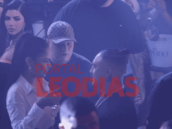 Filho de Deolane Bezerra é flagrado curtindo balada Filho de Deolane Bezerra é flagrado curtindo balada