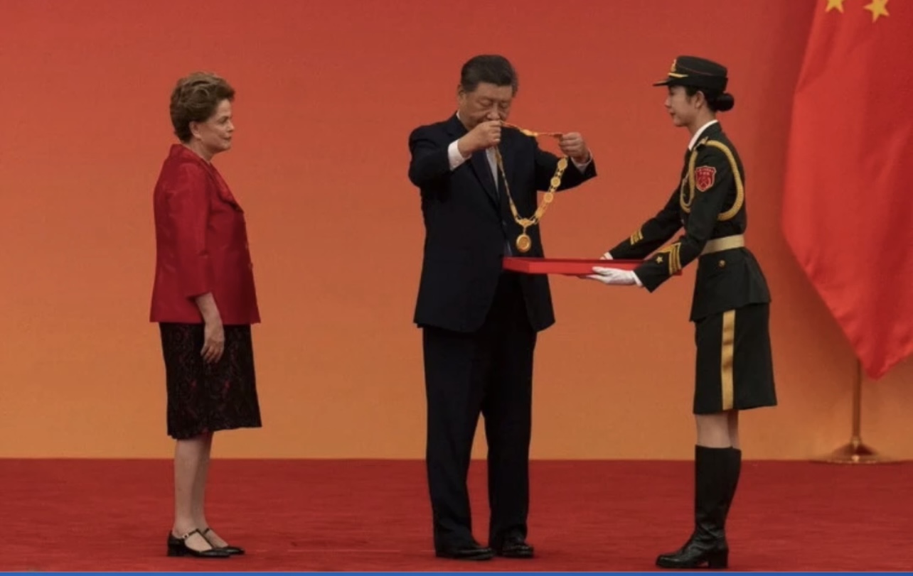 Ex-presidente Dilma Rousseff Recebe Medalha da Amizade da China Ex-presidente Dilma Rousseff Recebe Medalha da Amizade da China