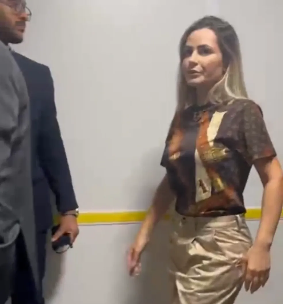 Deolane Bezerra tem prisão domiciliar revogada Deolane Bezerra tem prisão domiciliar revogada