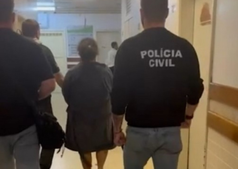 Mulher é presa por matar grávida, roubar o bebê da vítima e simular o próprio parto