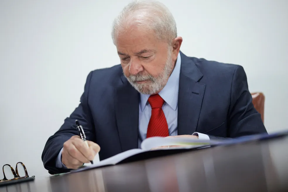 Lula sancionou a Lei que cria Cadastro Nacional de Pedófilos e Predadores Sexuais