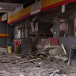 Criminosos usam explosivos para roubar cofre de posto de gasolina no Rio de Janeiro