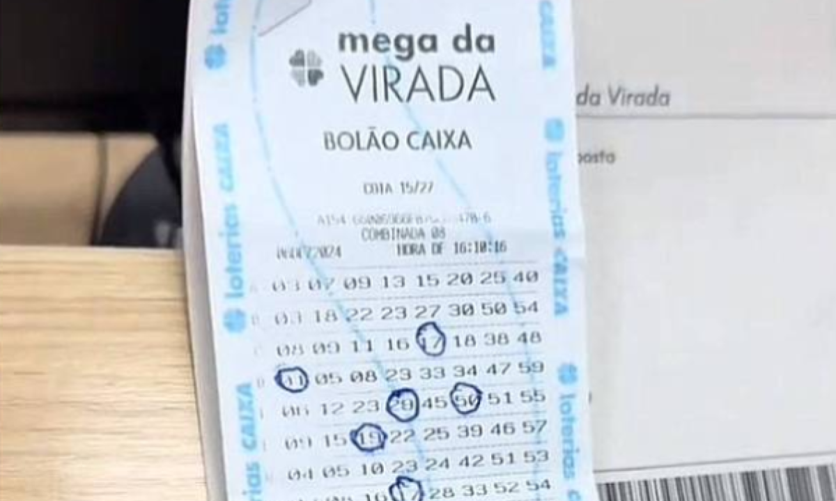 Mulher comemora ter ganhado na Mega da Virada, mas os números estavam dispostos em apostas diferentes