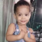 Criança de três anos morre após ser baleada na porta de casa