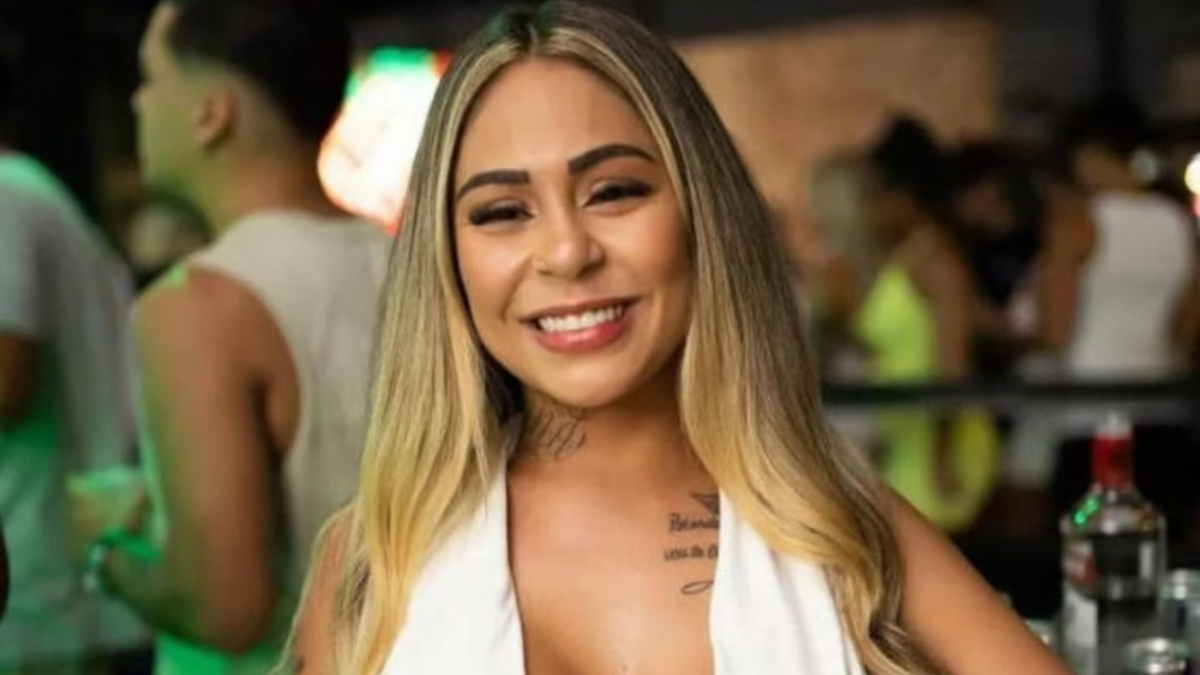 Atriz de filmes +18 morre após cair de sacada de hotel enquanto gravava mais um longa no RJ Atriz de filmes +18 morre após cair de sacada de hotel enquanto gravava mais um longa no RJ