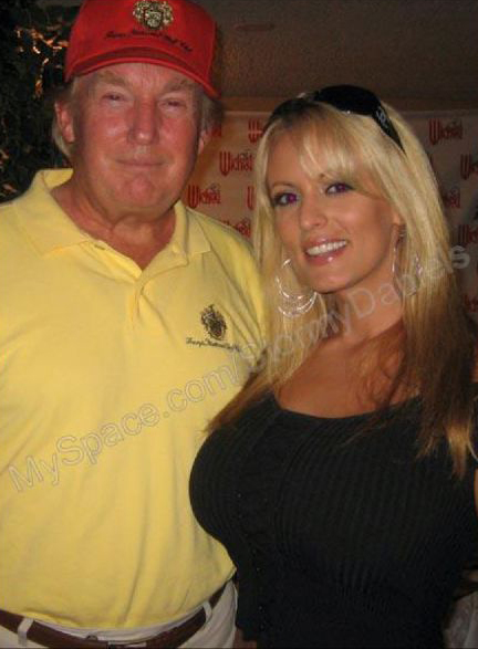 Trump é condenado em caso envolvendo atriz pornô e torna-se primeiro presidente dos EUA a tomar posse como criminoso condenado e sentenciado