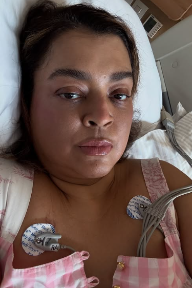 Preta Gil aparece andando pelo hospital em novo registro