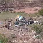 Ônibus cai de abismo e deixa 30 pessoas mortas na Bolívia