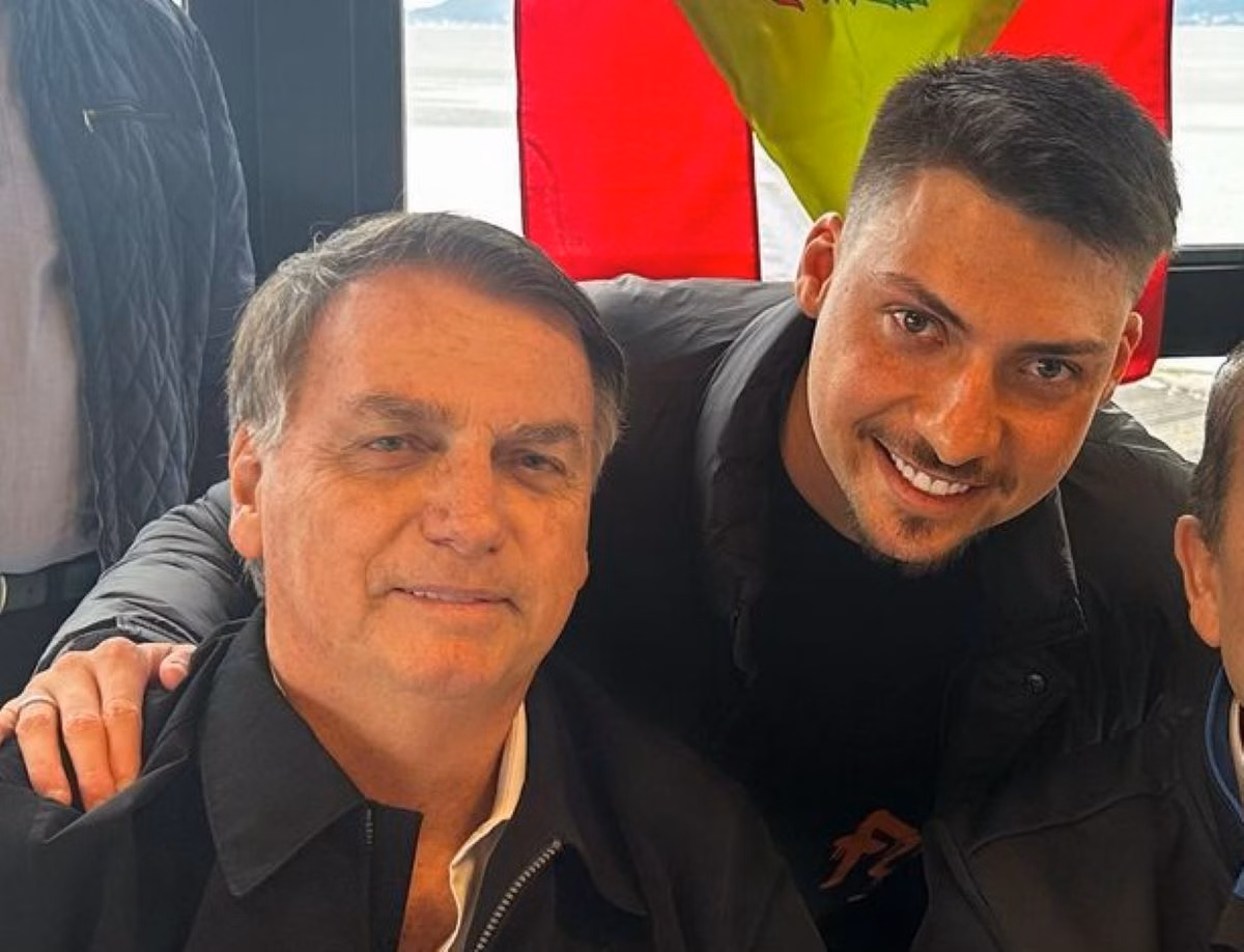 Bolsonaro diz que petistas são feias e “incomíveis” durante conversa com aliados em Angra dos Reis