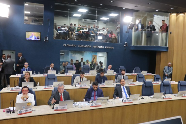 Vereadores de Aracaju decidem, por maioria, apoiar o veto da Prefeita ao PL que liga o subsídio público aos direitos trabalhistas pendentes Vereadores de Aracaju decidem, por maioria, apoiar o veto da Prefeita ao PL que liga o subsídio público aos direitos trabalhistas pendentes
