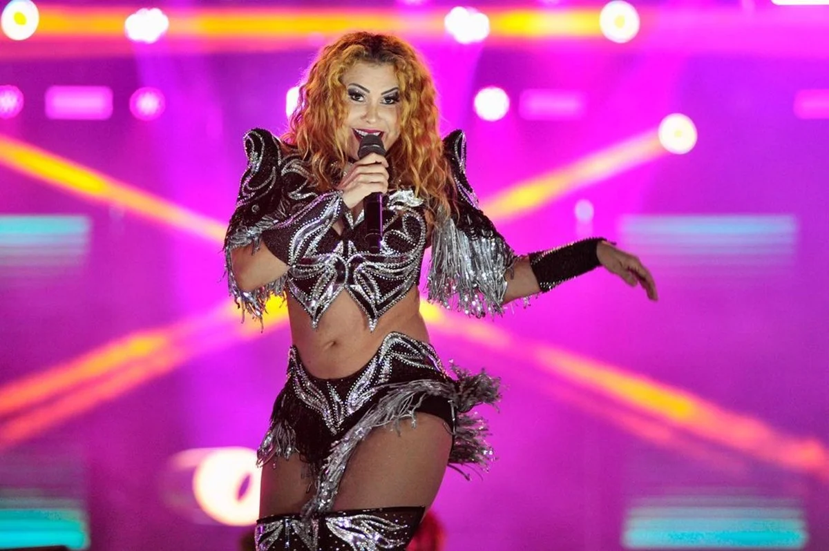 Joelma é internada e cancela participação em show de 60 anos da Globo