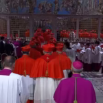 Começou o primeiro dia do Conclave para a escolha de novo Papa