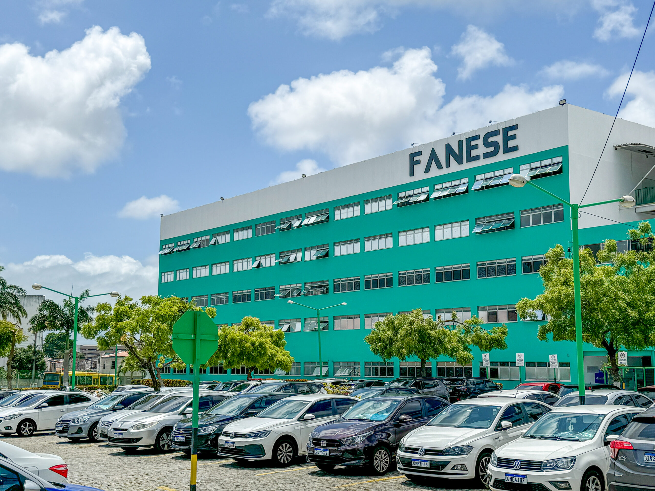 Fanese lança Projeto Caminhos com bolsas integrais por meio de ações afirmativas