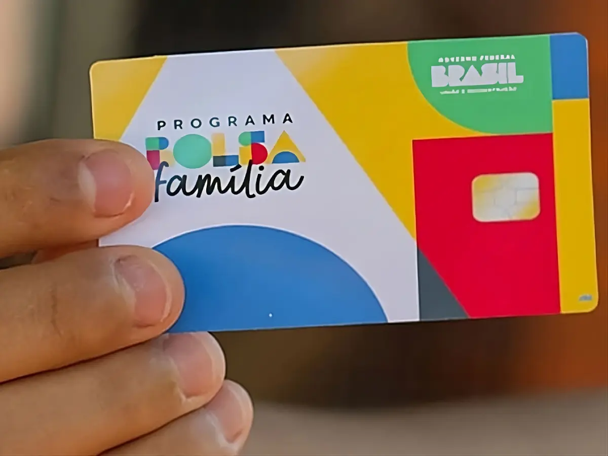 O número de beneficiados pelo bolsa família é maior que o número de trabalhadores com carteira assinada em Sergipe