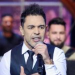 Zezé di Camargo proíbe a imprensa de transmitir seu show no PE e vídeos dele desafinando repercutem na internet