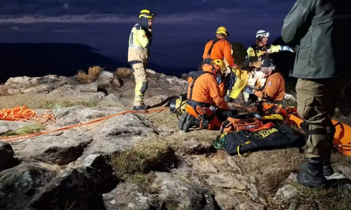 Criança autista morre após despencar de mirante de cânion na Serra Gaúcha Criança autista morre após despencar de mirante de cânion na Serra Gaúcha