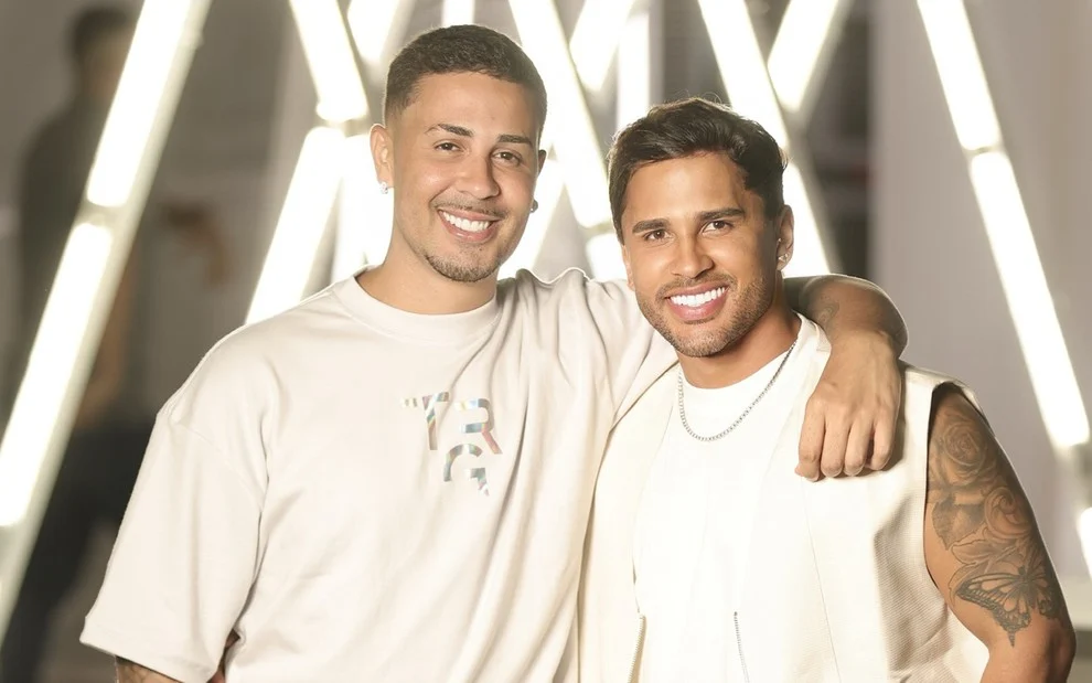 Carlinhos Maia anuncia fim de seu relacionamento de 15 anos com Lucas Guimarães