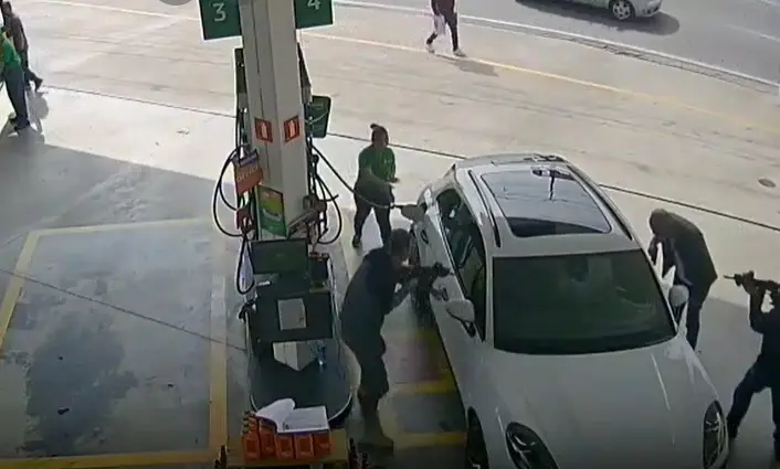 Líder do PCC no Nordeste é preso, enquanto abastecia seu carro em posto de combustíveis em SP