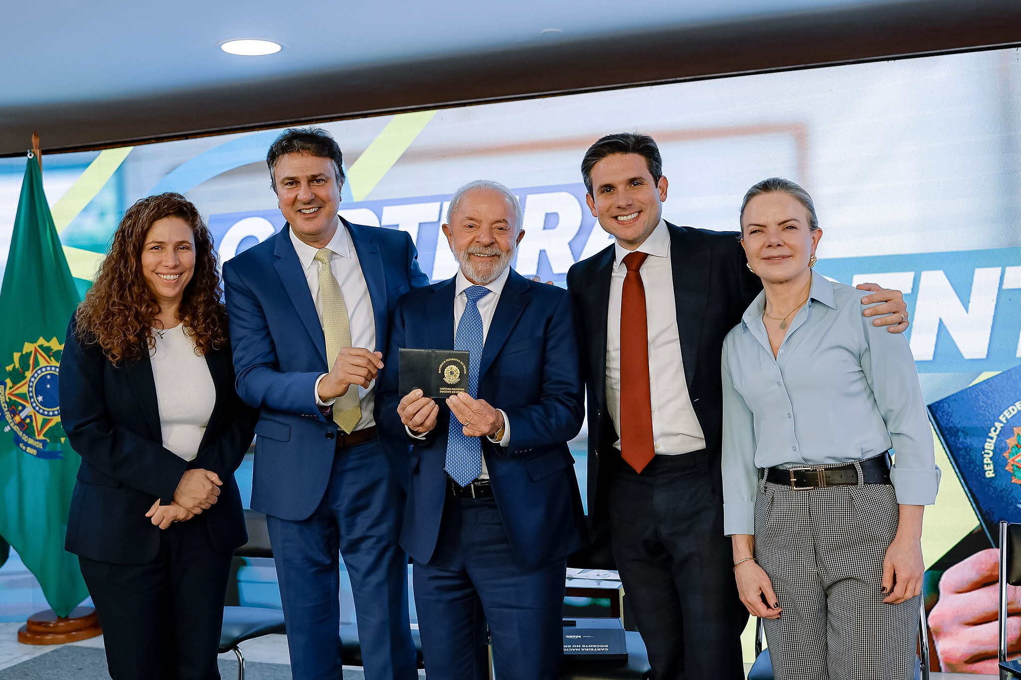 Lula sanciona lei para criação de Carteira Nacional do Professor