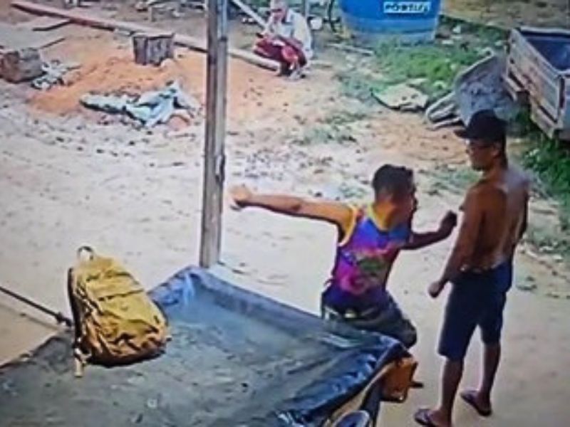 Idoso é morto a facad4s após se recusar a vender mercadorias fiado no AM Idoso é morto a facad4s após se recusar a vender mercadorias fiado no AM