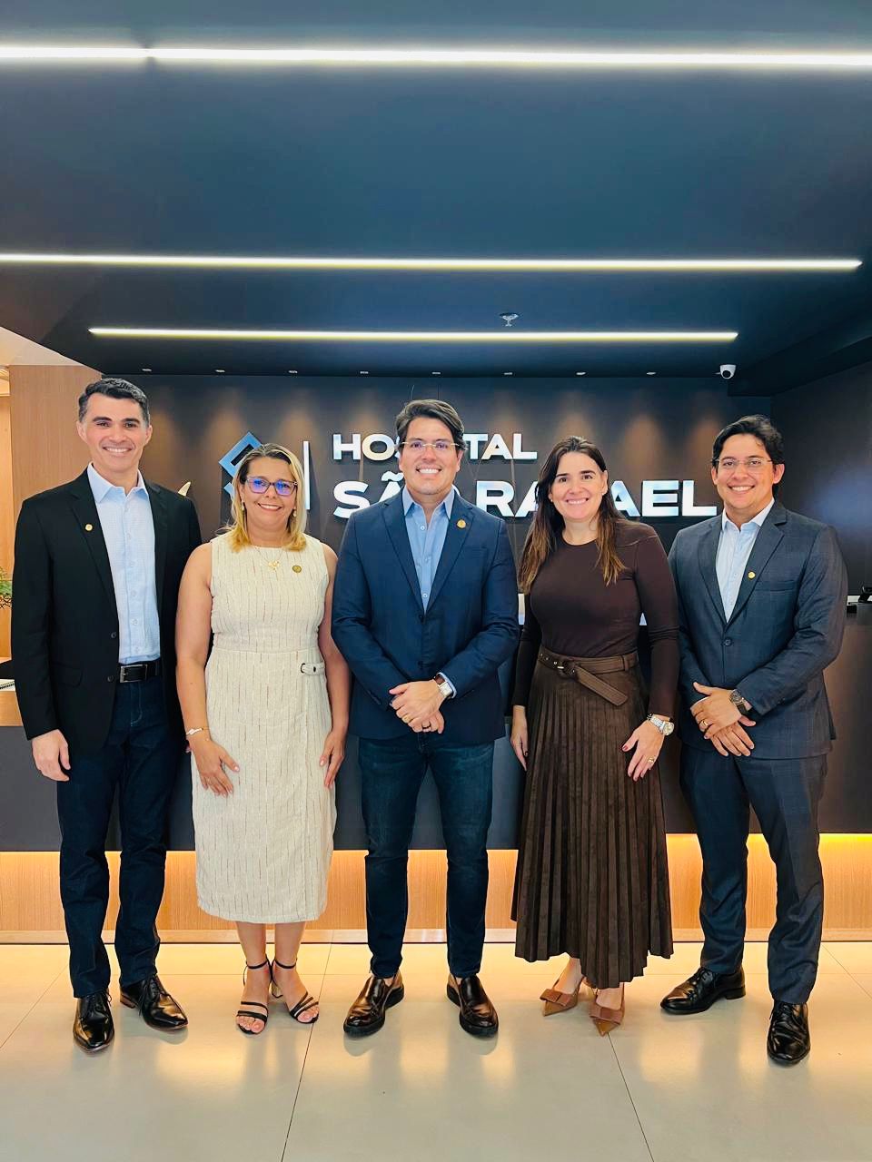 Visita ao Hospital São Rafael reforça compromisso do Santa Isabel com a excelência