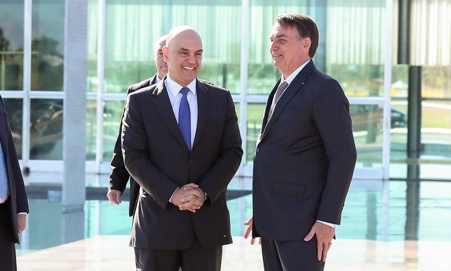 Alexandre de Moraes vota pela condenação de Jair Bolsonaro e outros sete réus em participação na tentativa de golpe de Estado