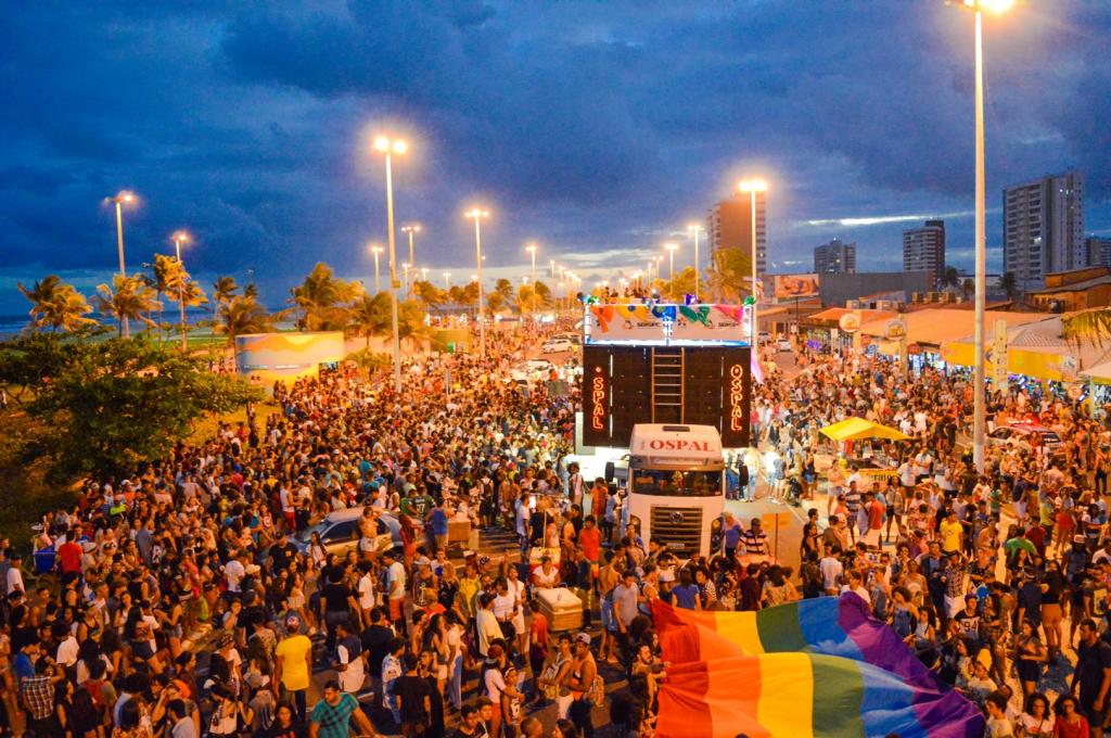 Secretaria Estadual da Assistência Social levou a Blitz dos Direitos Humanos à 24ª parada LGBT+ de Sergipe