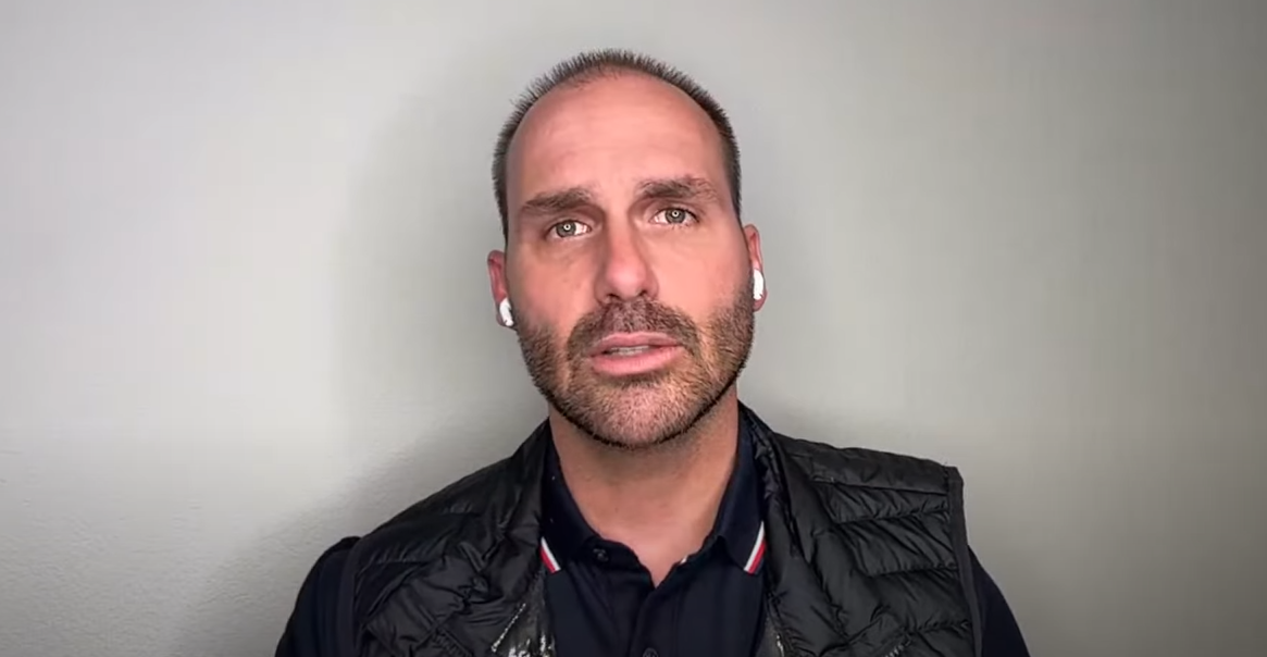 Eduardo Bolsonaro acusa Governo Lula de dificultar conversa com os EUA e defende aprovação de lei pró-anistia
