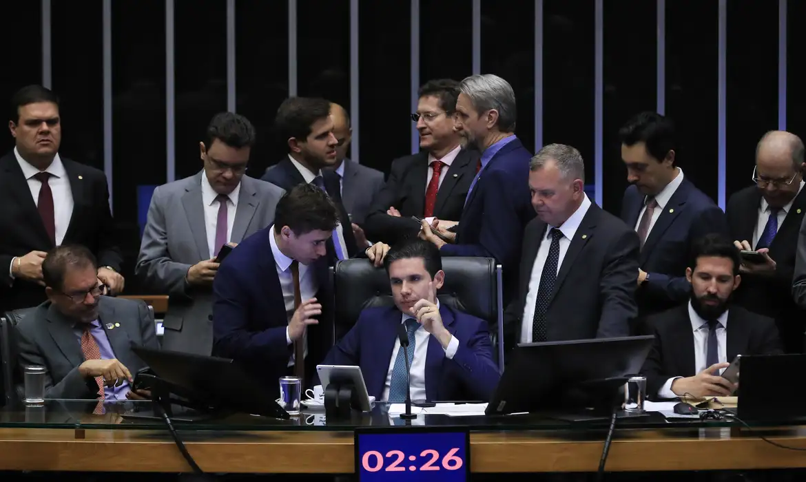 Câmara dos deputados aprova “Pec da Blindagem” e votação vai ao Senado Federal