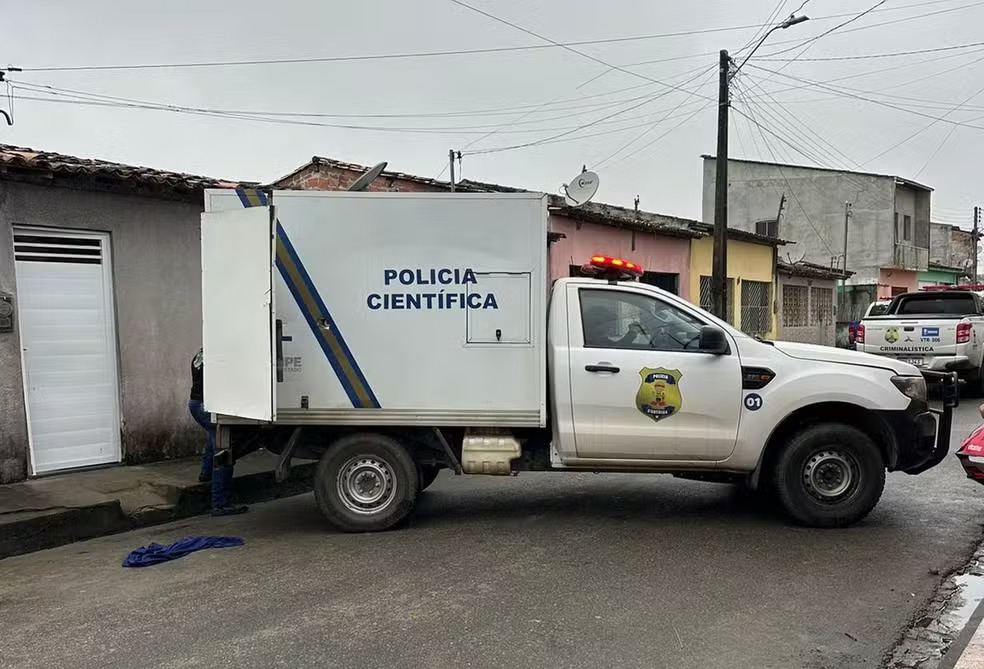 Mulher é assassinad4 dentro de residência em Umbaúba; marido e filha da vítima também ficam feridos