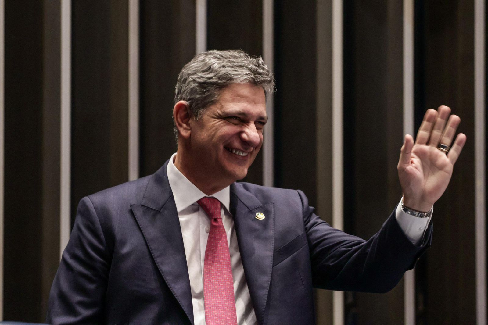 Senador Rogério defende proposta histórica pelo fim da jornada 6×1 Senador Rogério defende proposta histórica pelo fim da jornada 6×1