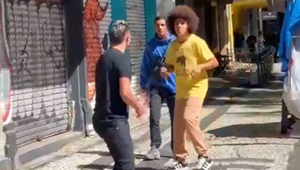 Deputado Petista é flagrado br1gando em via pública de Curitiba