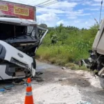 Colisão frontal entre dois veículos deixa um ferido em Nossa Senhora do Socorro