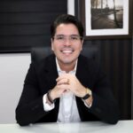 Dr. Rubens Moreira recebe título de Cidadão Aracajuano