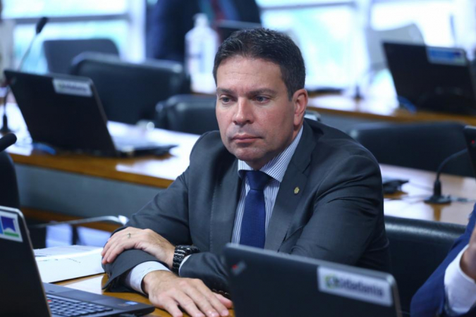 Moraes determina a prisão de Alexandre Ramagem por fuga aos Estados Unidos