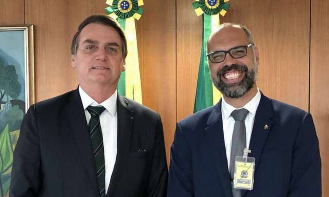 ‘Está cagand0 para o Bolsonaro’, diz Allan dos Santos sobre Michelle Bolsonaro
