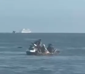 Casal é assaltado por suspeitos em jet ski durante passeio de caiaque em SP