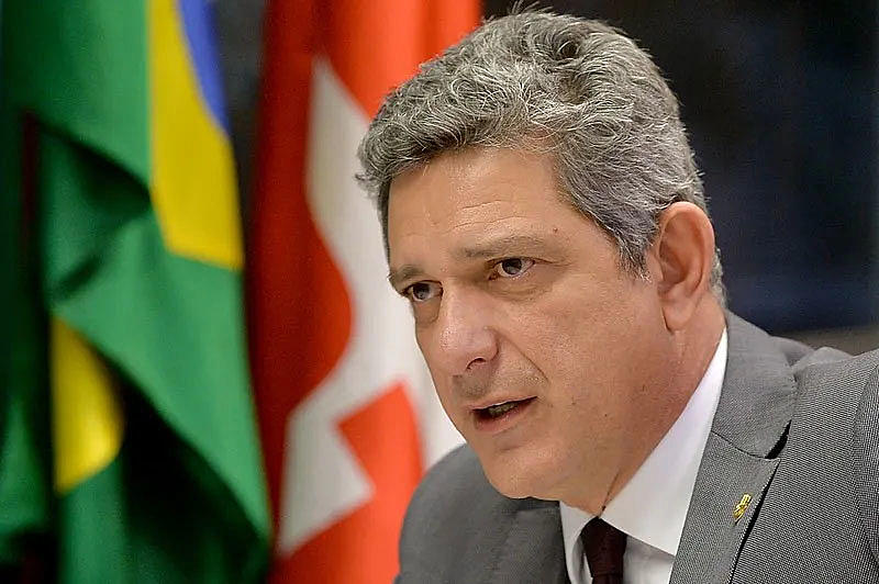 Senado aprova PL da Dosimetria; Rogério Carvalho repudia aceitação
