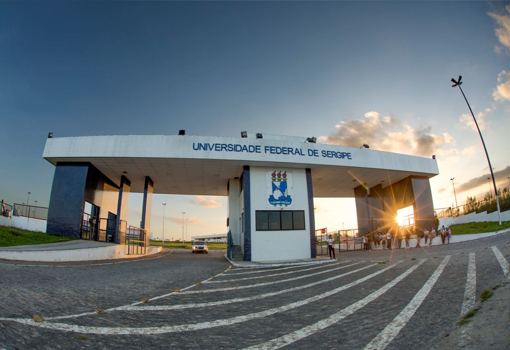 Curso de Medicina da UFS é avaliado com nota máxima no Enamed Curso de Medicina da UFS é avaliado com nota máxima no Enamed