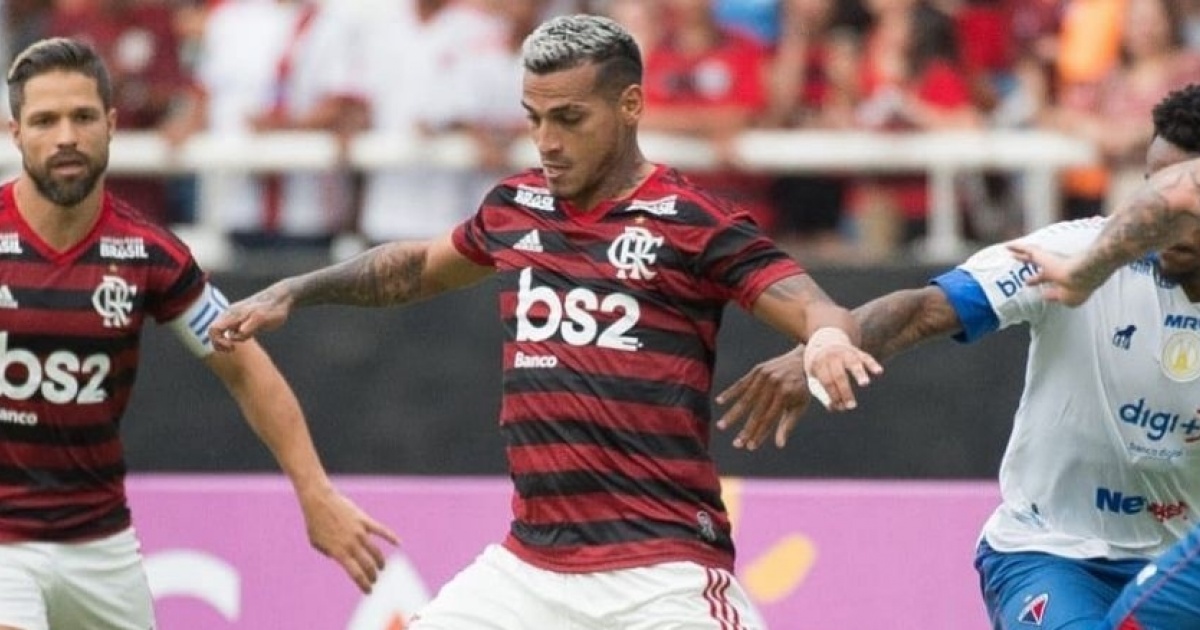 Clube peruano afasta três jogadores acusados de abuso sexual no Uruguai