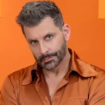 Após sofrer outra convulsão, o ator Henri Castelli foi desclassificado do BBB26