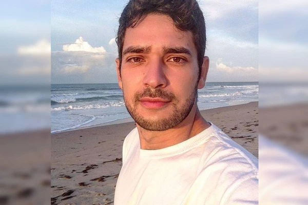 Professor é encontrado morto em emboscada após marcar encontro em aplicativo gay no DF