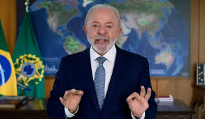 Lula anuncia isenção do Imposto de Renda para salários de até R$ 5 mil e redução da carga tributária até R$ 7.350