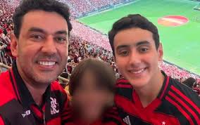 Secretário de Governo de Itumbiara é encontrado morto após atirar contra os dois filhos Secretário de Governo de Itumbiara é encontrado morto após atirar contra os dois filhos