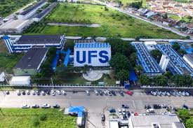 Vídeo de abordagem a Professor supostamente consumindo bebida alcoólica dentro de sala de aula da UFS viraliza e universidade abre investigação interna Vídeo de abordagem a Professor supostamente consumindo bebida alcoólica dentro de sala de aula da UFS viraliza e universidade abre investigação interna