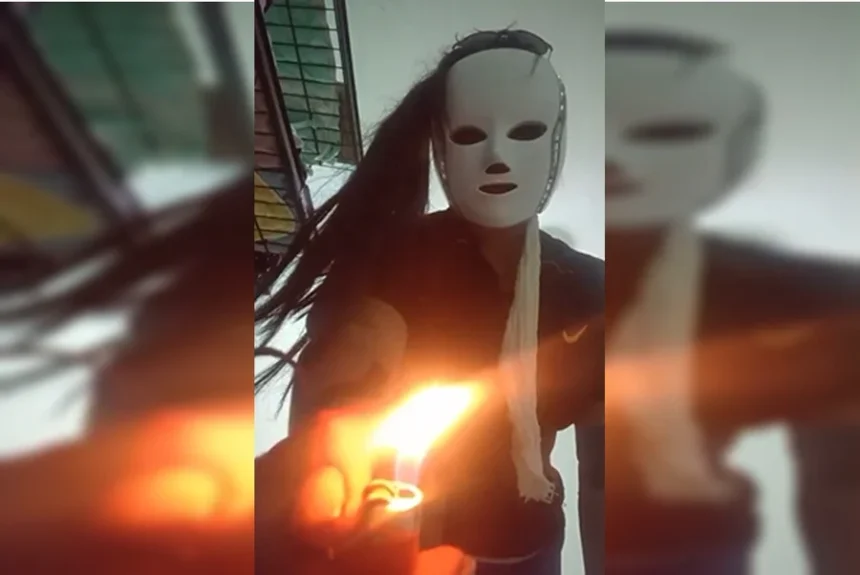 Mulher é presa acusada de t0rturar homem e ir a hospital para “acabar o serviço” no DF Mulher é presa acusada de t0rturar homem e ir a hospital para “acabar o serviço” no DF